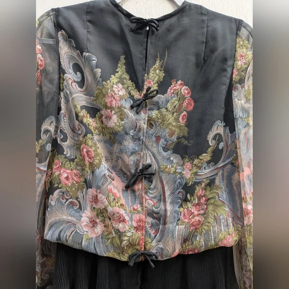 Vintage Floral Long Sleeve Chiffon Dress - Picture 7 of 13